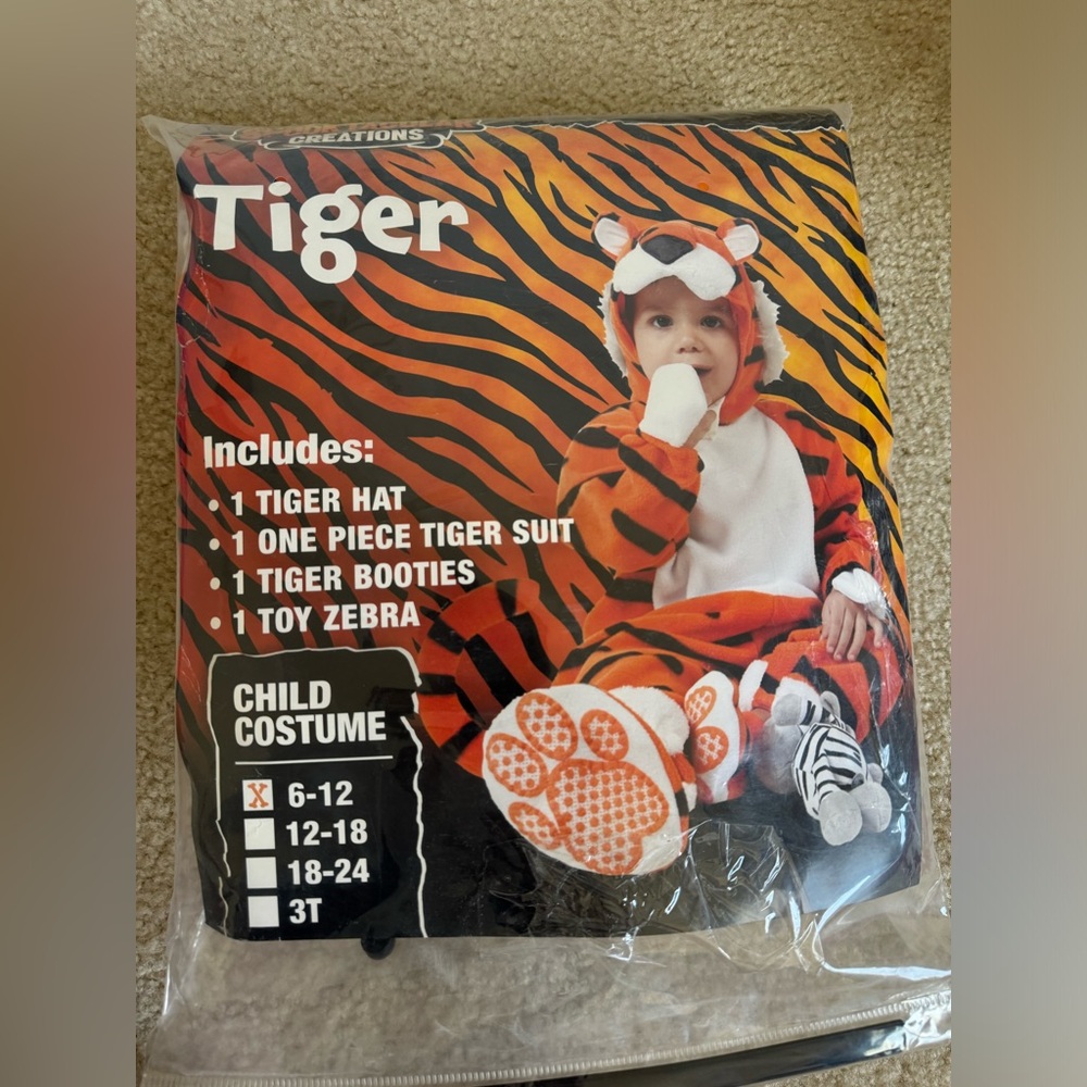 Tiger Costume 6-12months, Worn once